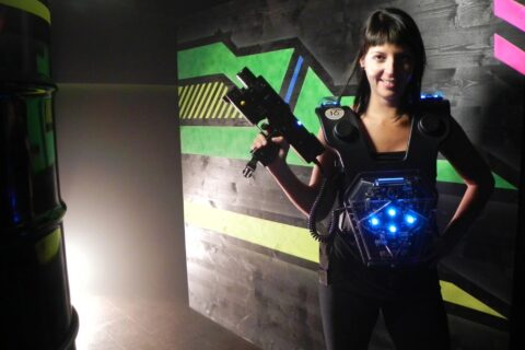 Gewinnen Sie einen Gutschein für 2 Personen im Lasercity Biel